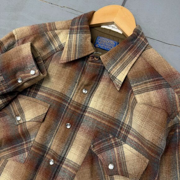 Vintage Pendleton Pearl Snap Made in USA‎ Plaid Western Collared Shirt Medium - Picture 1 of 8
